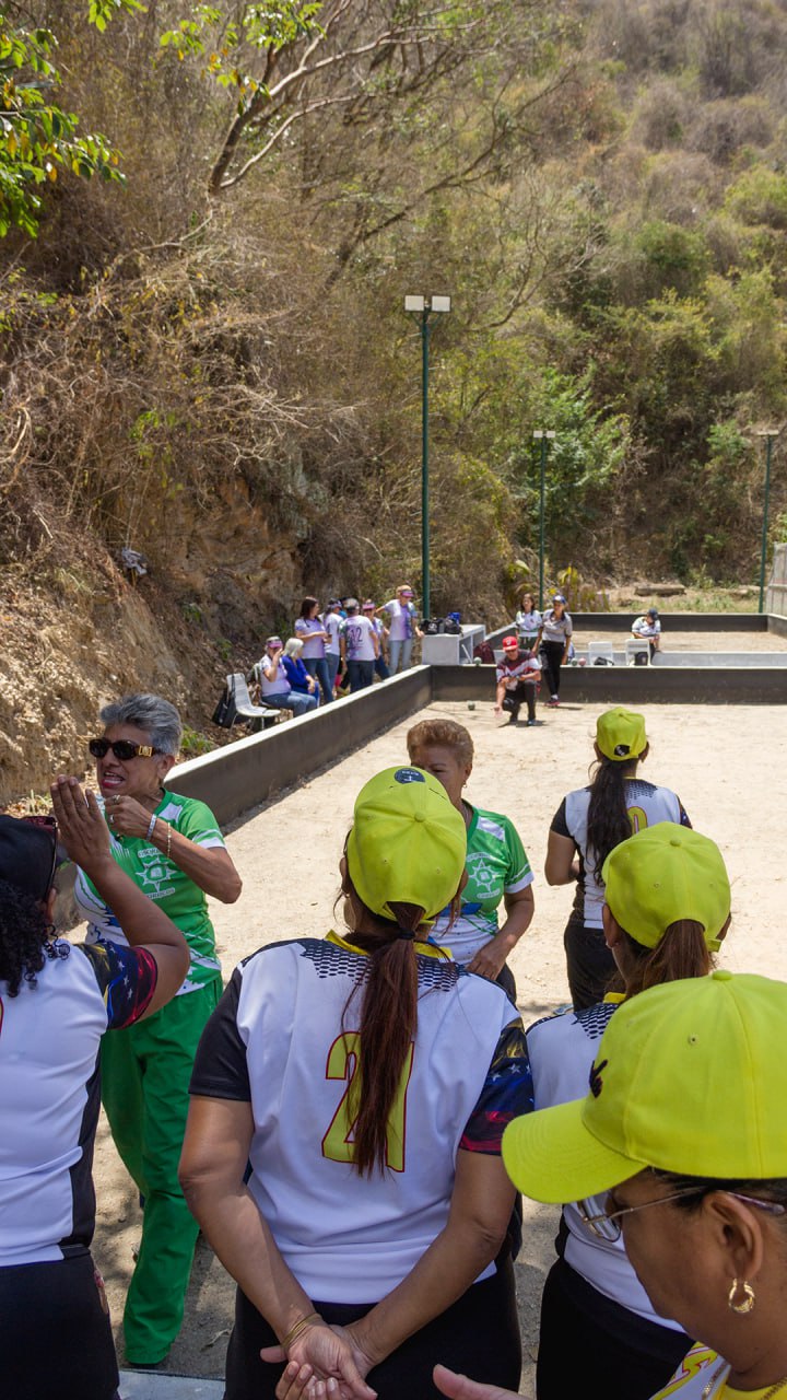 Actividad de bolas criollas femenino